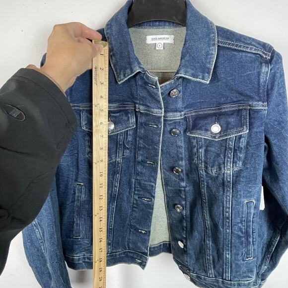 Good American The Fitted Blue Jean Jacket NWT Size 0 - Picture 12 of 12